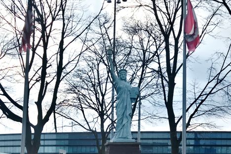 front view of Little Lady of Liberty, Niagara Falls, NY