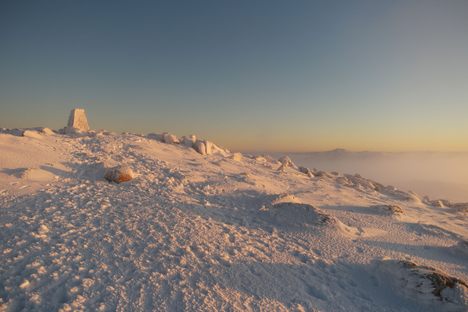 Sunrise at the summit of Mount Kosciuszko