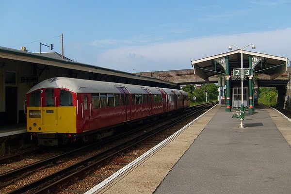 Island Line Class 483 No. 004 in London Underground livery at Ryde St. Johns Road.