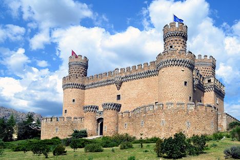 The castle with backdrop of the Guadarrama countryside.