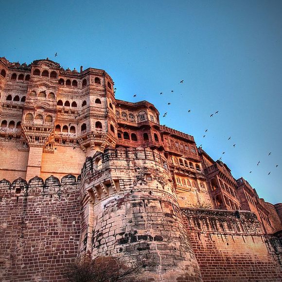 Discover India's Biggest Forts: Historical Marvels Worth Visiting