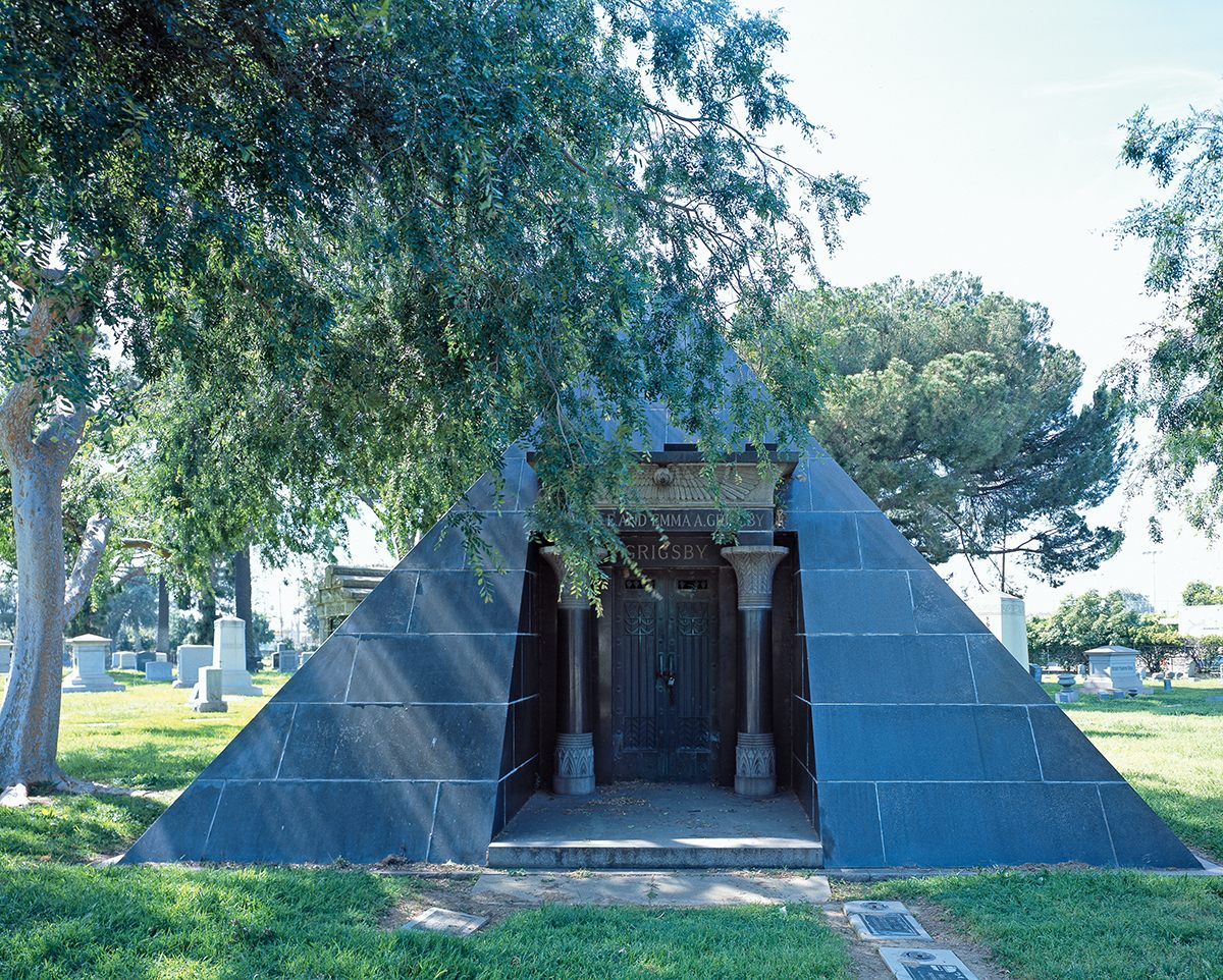 Angelus Rosedale Cemetery, Los Angeles, is the resting place of Hattie McDaniel, the first African-American actress to win an Oscar. Her original wish, to be buried at the Hollywood Memorial Cemetery, was denied because at the time of her death in 1952, it was segregated.