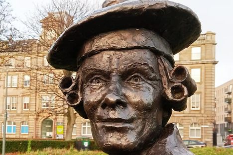 John Rattray Statue