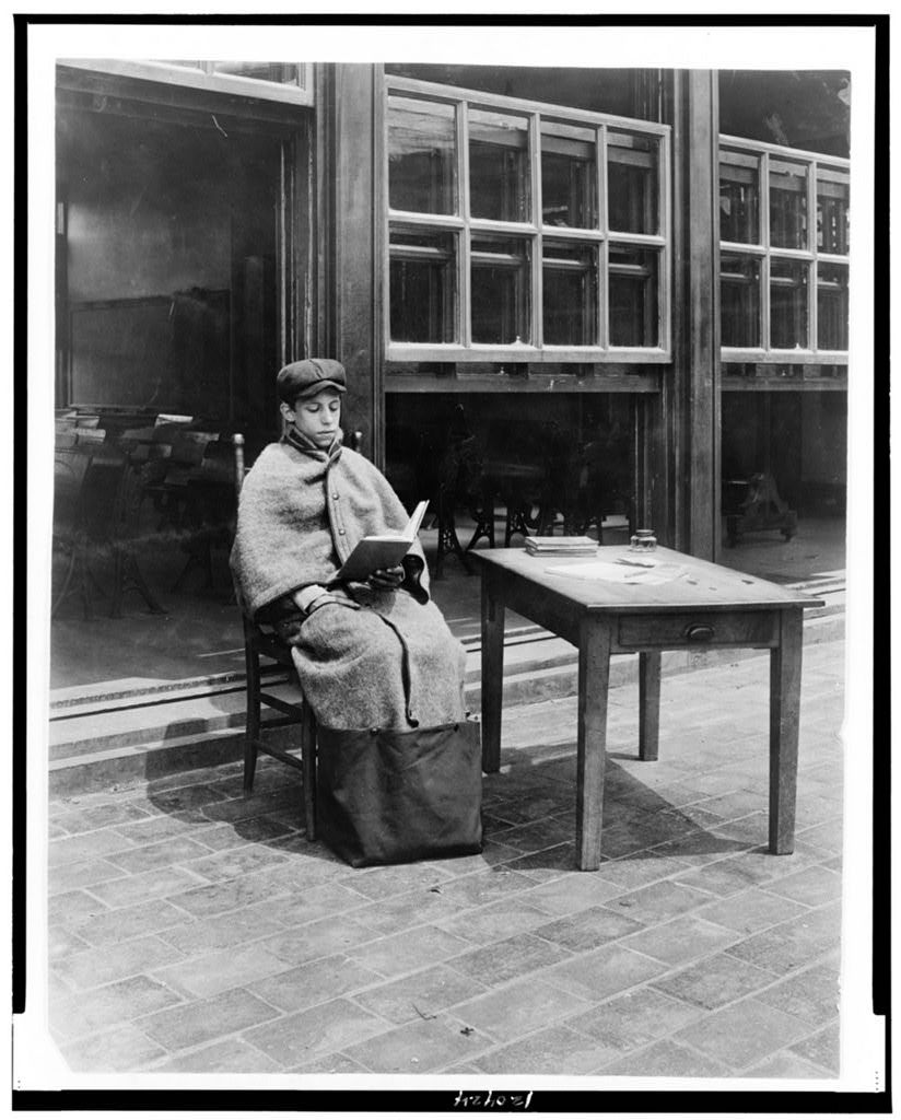 Sitting-out bag, c. 1900-1920