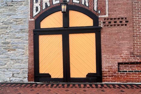 Bube's Brewery & Catacombs