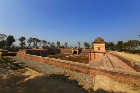 The Sarovar and surrounding building.