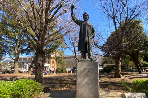 Hideyo Noguchi Statue