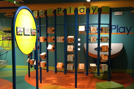 Hasbro Gameland 