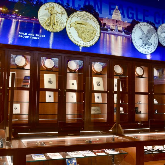 visit the us mint in dc