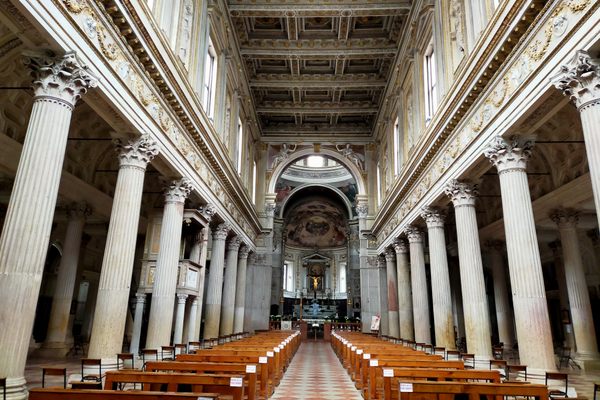 Mantua Cathedral (Cattedrale di San Pietro)