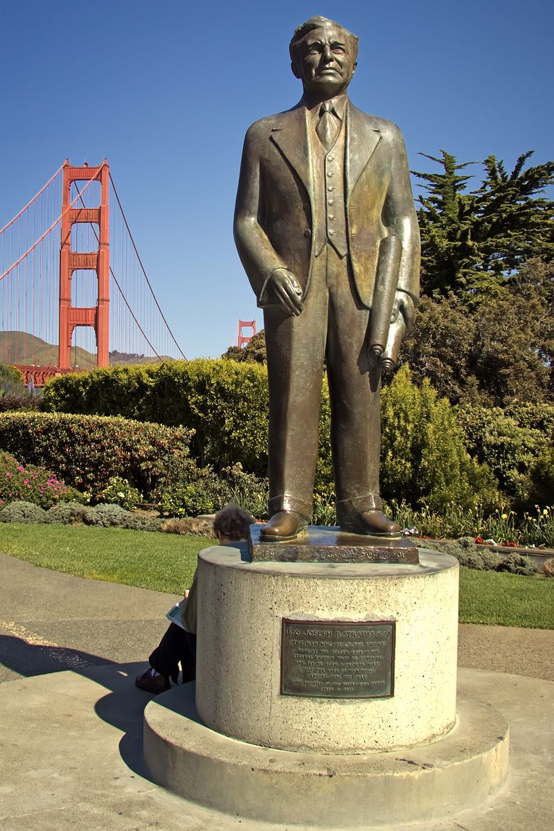 The Joseph Strauss Memorial.