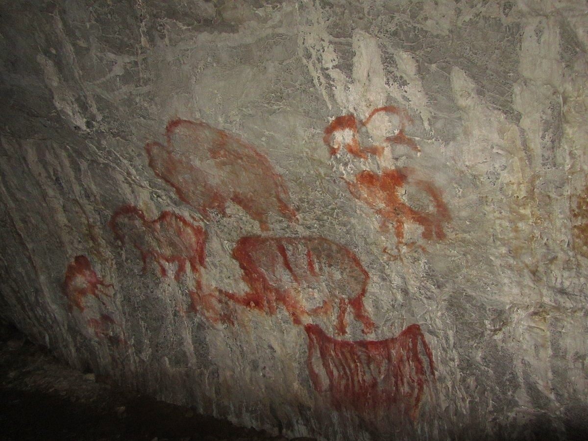 Wall painting at Kapova Cave (Russia). The caverns here are an area of acoustic research for Reznikoff.