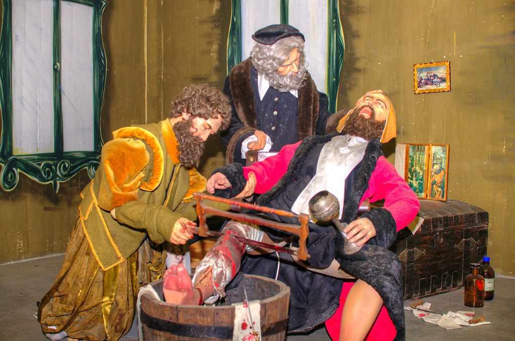 A historical/haunted house exhibit in the Gruselkabinett bunker.