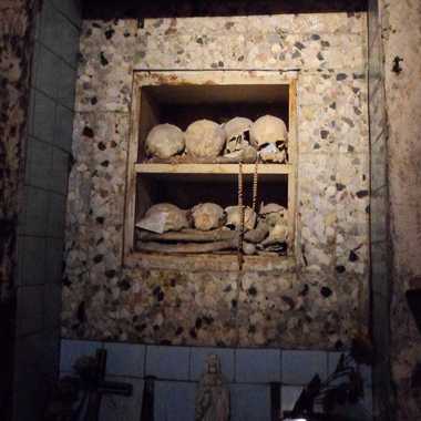 Skulls in the hypogeum.