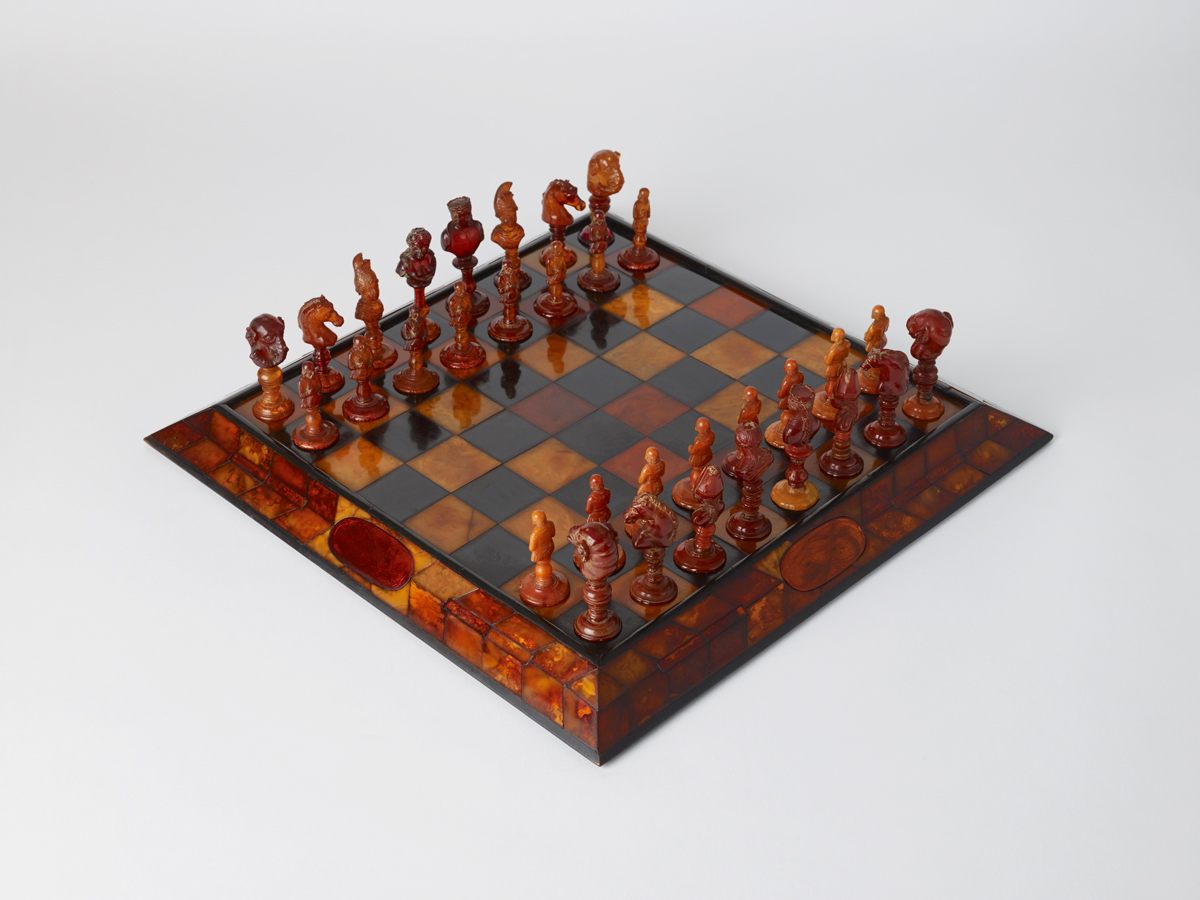 10 Remarkable Chess Pieces You've Never Seen 