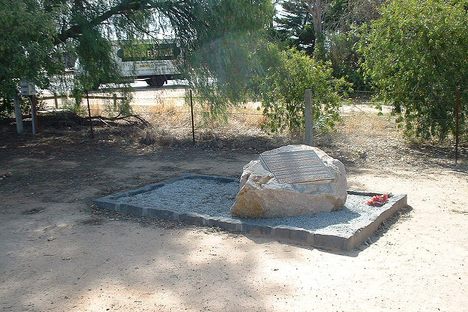 Dan Morgans Grave