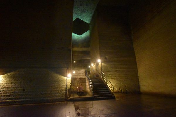 Oya History Museum - Subterranean Cave in Utsunomiya