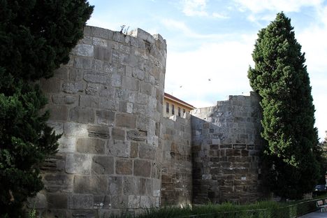The Roman Walls of Ceasar Augusta