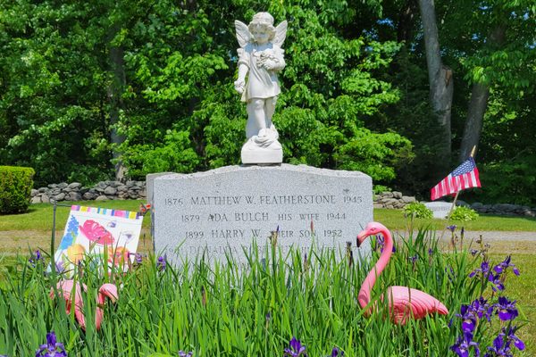 Featherstone family plot, includes a Featherstone flamingo