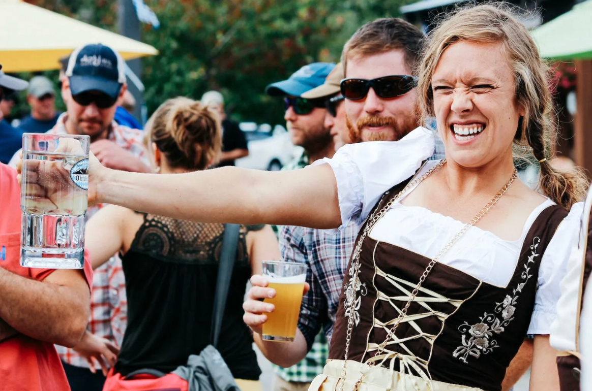 Lederhosen and dirndls are not mandatory but are highly encouraged. 
