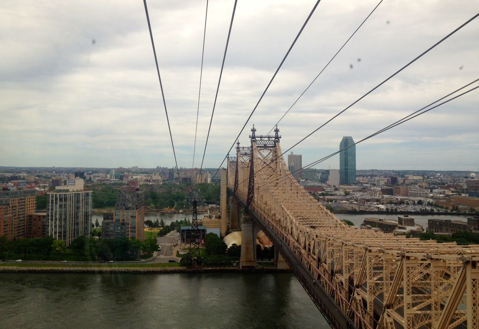 Roosevelt Island Tram - Atlas Obscura