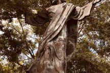 Bilbo Cemetery- Jesus Statue.