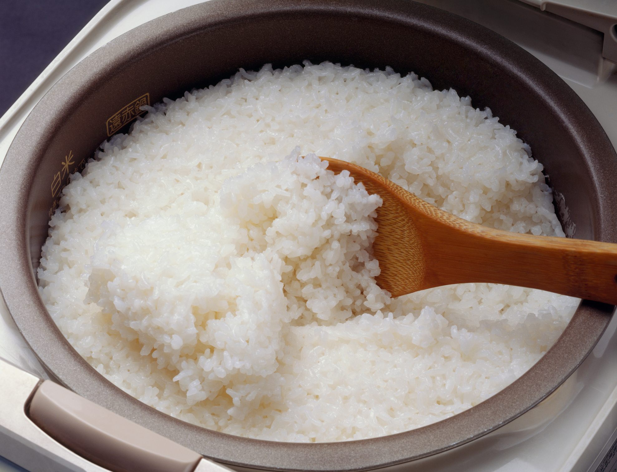 The workings of a rice cooker are simple but elegant. 