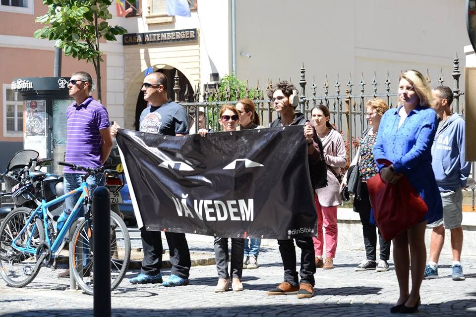 Protestors in Sibiu adopted the eyes as a symbol.