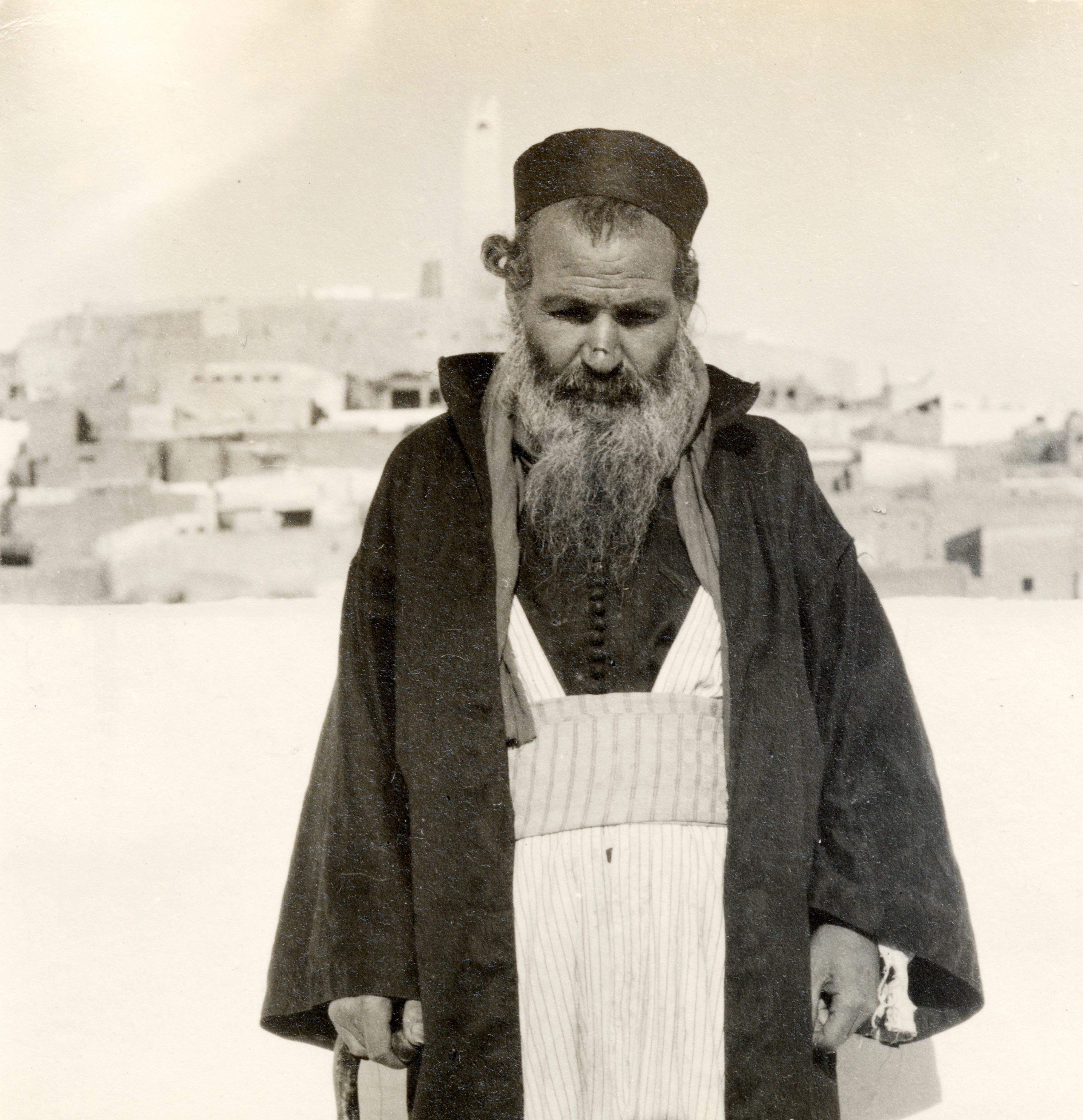 A rabbi from Ghardaia's Jewish Quarter, photographed in 1930.