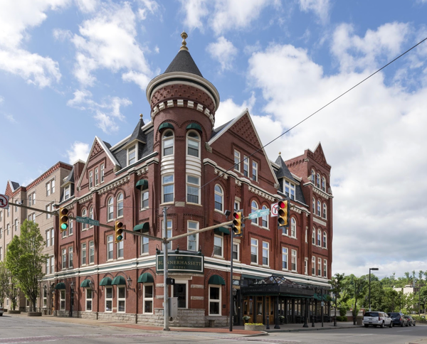 The (Haunted) Blennerhassett Hotel in Parkersburg, West Virginia