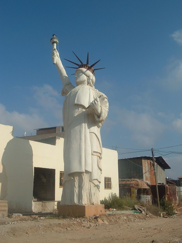 Statue of Liberty replicas around the world