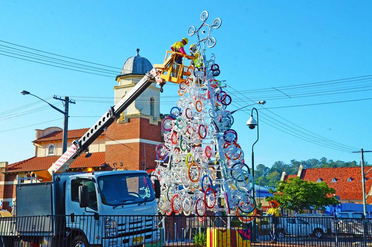 The 2015 bicycle tree—the one that started it all.