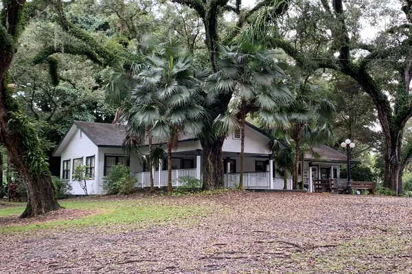Post image 11