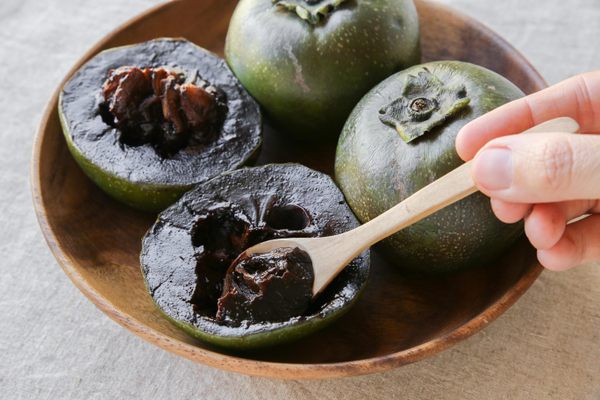 Black sapote, better known as chocolate pudding fruit.