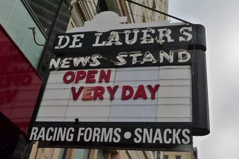 De Lauers Super Newsstand