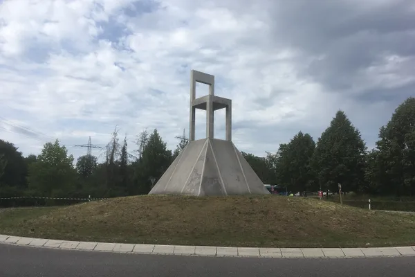 Post image 23