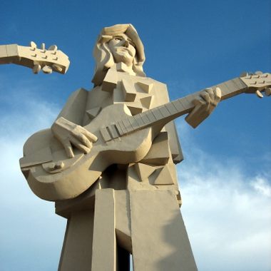 One of Houston's four giant concrete Beatles.