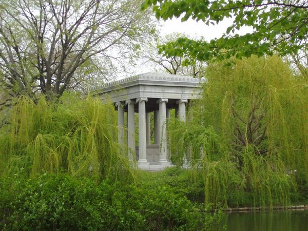 Graceland cemetery 2025 in chicago illinois