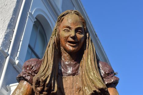 Alice Liddell's fictional likeness lives on in literary memory.