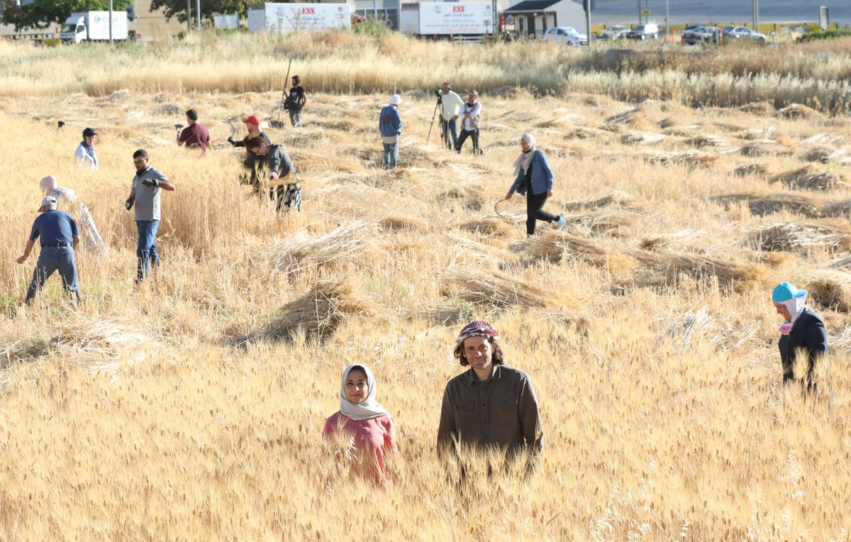 Al Barakeh founders Lama Khatieb (left) and Rabee Zureikat, at a collective farming event.
