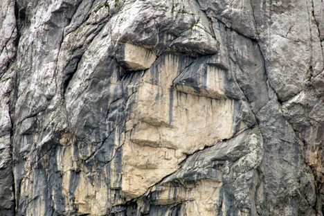 'Ajdovska Deklica' ('Heathen Maiden')