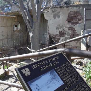Jerome’s Sliding Jail