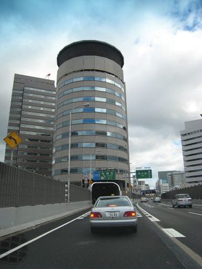 building a highway in japan
