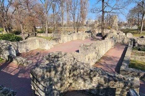Looking over more of the ruins