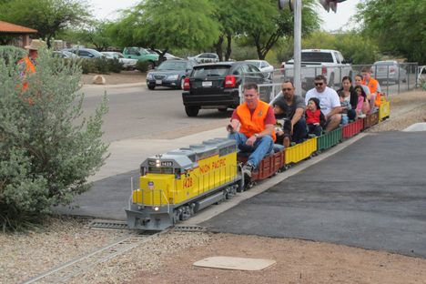Outdoor 7.5 Gauge Train.