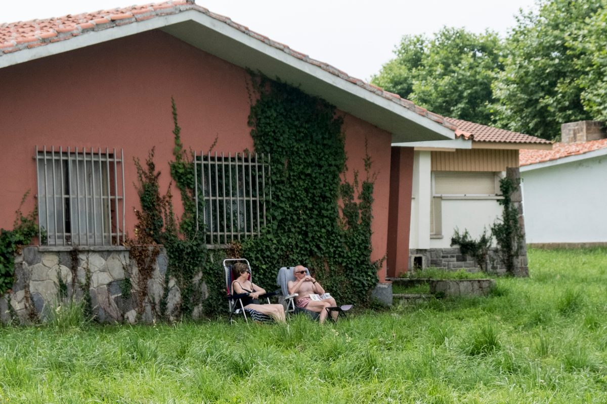 While the future of Perlora Ciudad de Vacaciones is in question, the resort draws artists attracted by the unusual scenery.