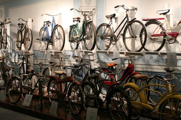 Bicycles in the Deke Slayton Space &amp; Bicycle Museum. (Kiersten Gray/Atlas Obscura)