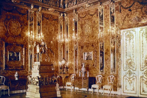 Taken in 1917 at Tsarskoye Selo, outside St. Petersburg, this is the only known color photo of the original Amber Room.