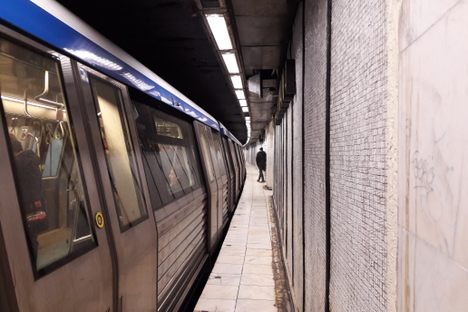 Piața Romană Metro Station