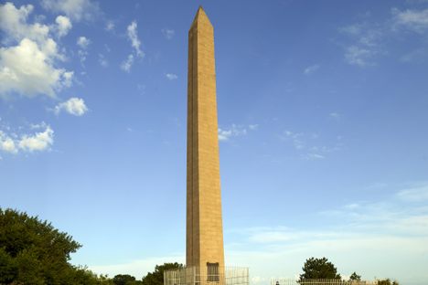 The Sergeant Floyd Monument.